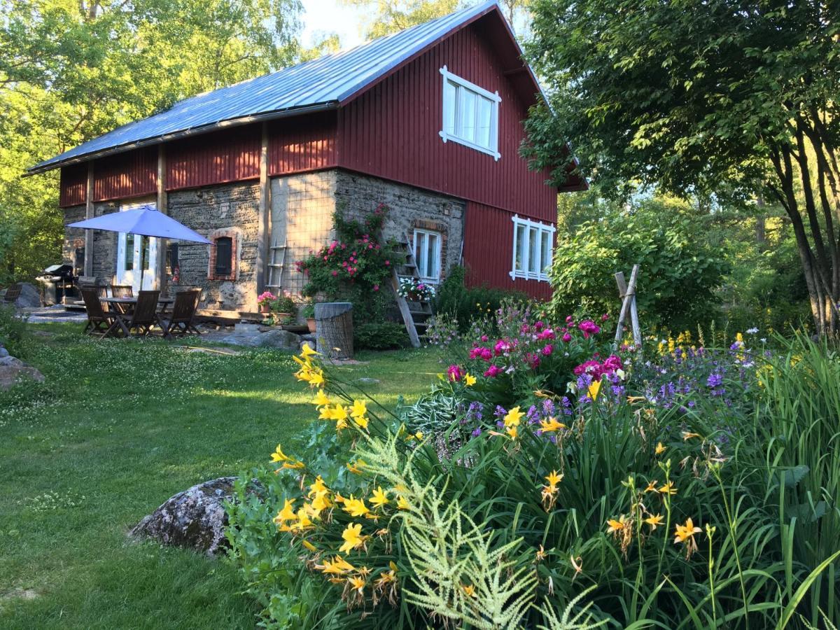 Savikulma B&B Mynamaki Eksteriør billede